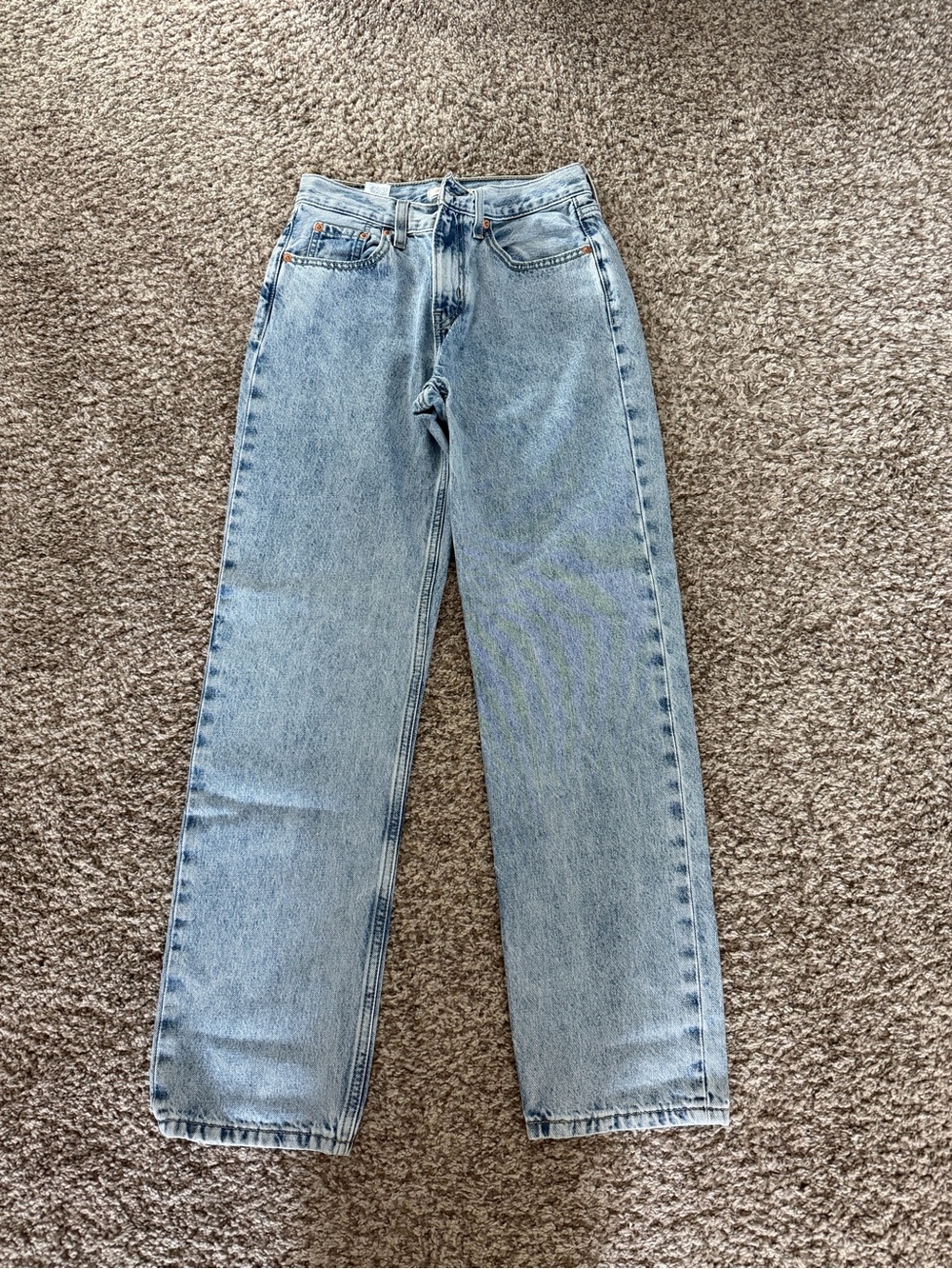 Levi’s Low-Pro Straight